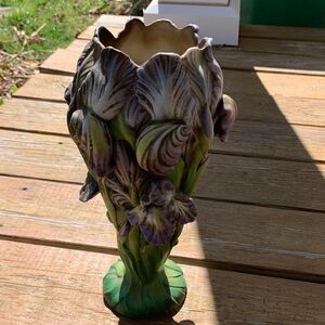 Franklin Mint Indigo Iris Artistic Floral Vase Vintage 1987